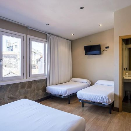 Hotel Alda Avenida سانتياغو دي كومبوستيلا المظهر الخارجي الصورة